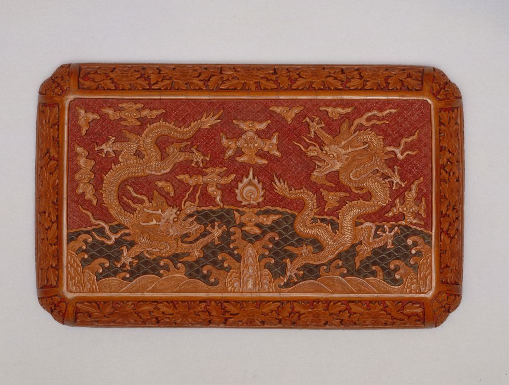 图片[2]-Colored double-dragon rectangular box with corners-China Archive